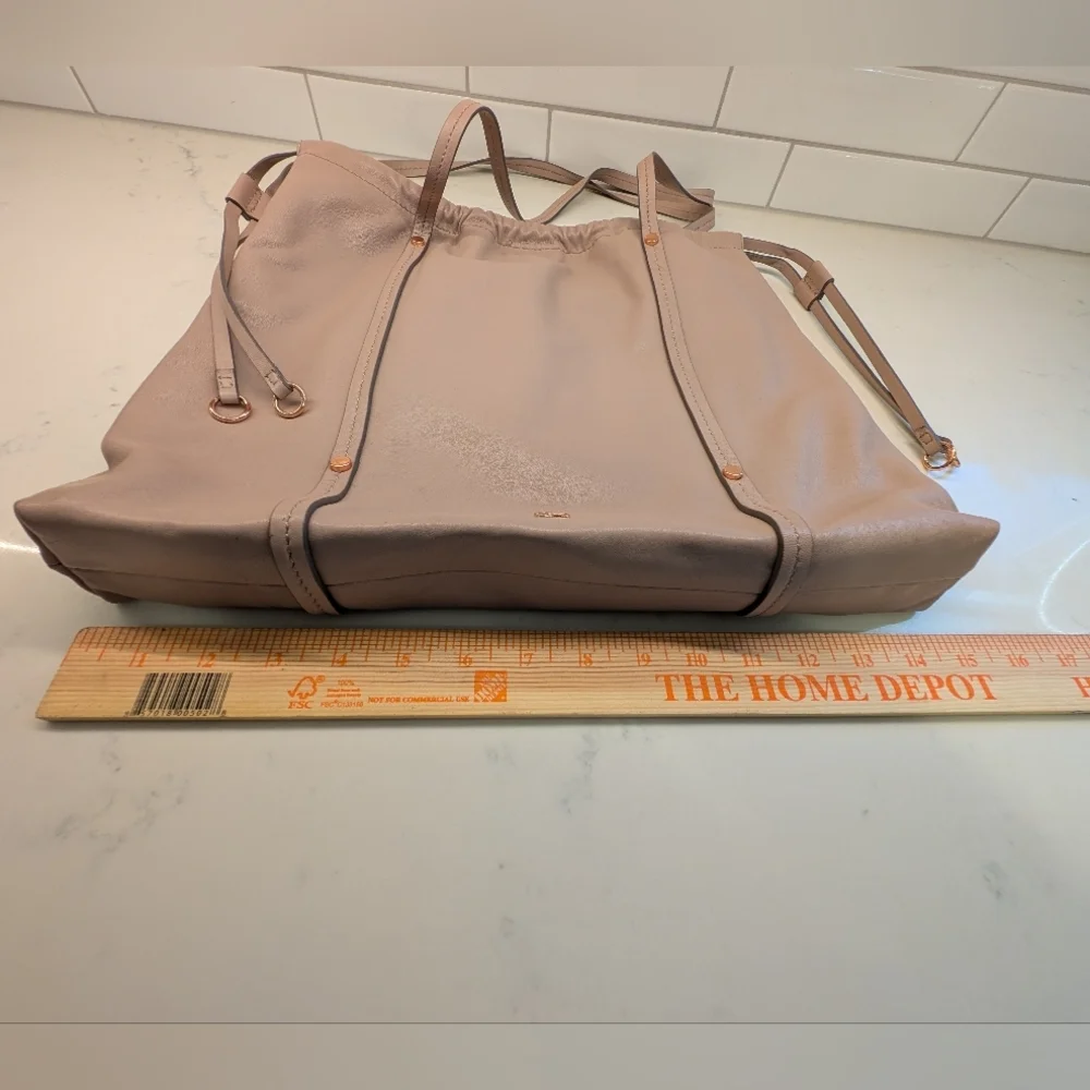 RADLEY LONDON Pale Pink Leather Tote with Gold Dog Emblem